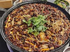 -鸿顺老铁锅美蛙鱼府(解放碑店)