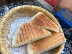 -八两八金·莱芜特色炒鸡(市南漳浦路店)