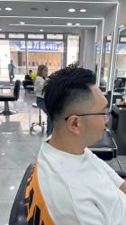 -Coo Hair salon