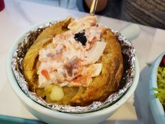 烟熏三文鱼风味芝士烤土豆-库滋明·俄罗斯特色美食(中央大街店)