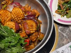-禄婶鸡煲·打边炉