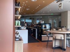 -星巴克臻选(莘庄仲盛店)