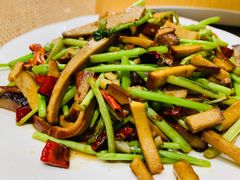 -梁家大院•农家菜(昆山会展中心店)