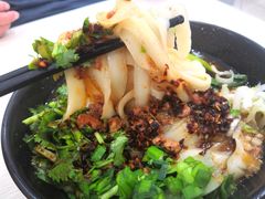 传统猪肉刀削面-东方削面(市政府店)