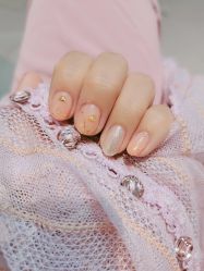 -纤指百魅美甲美睫