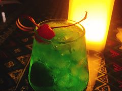 -城墙外BAR