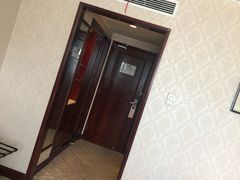 -山明水秀大饭店