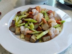 -巧克力渔家.小船海鲜胶东菜(万平口店)