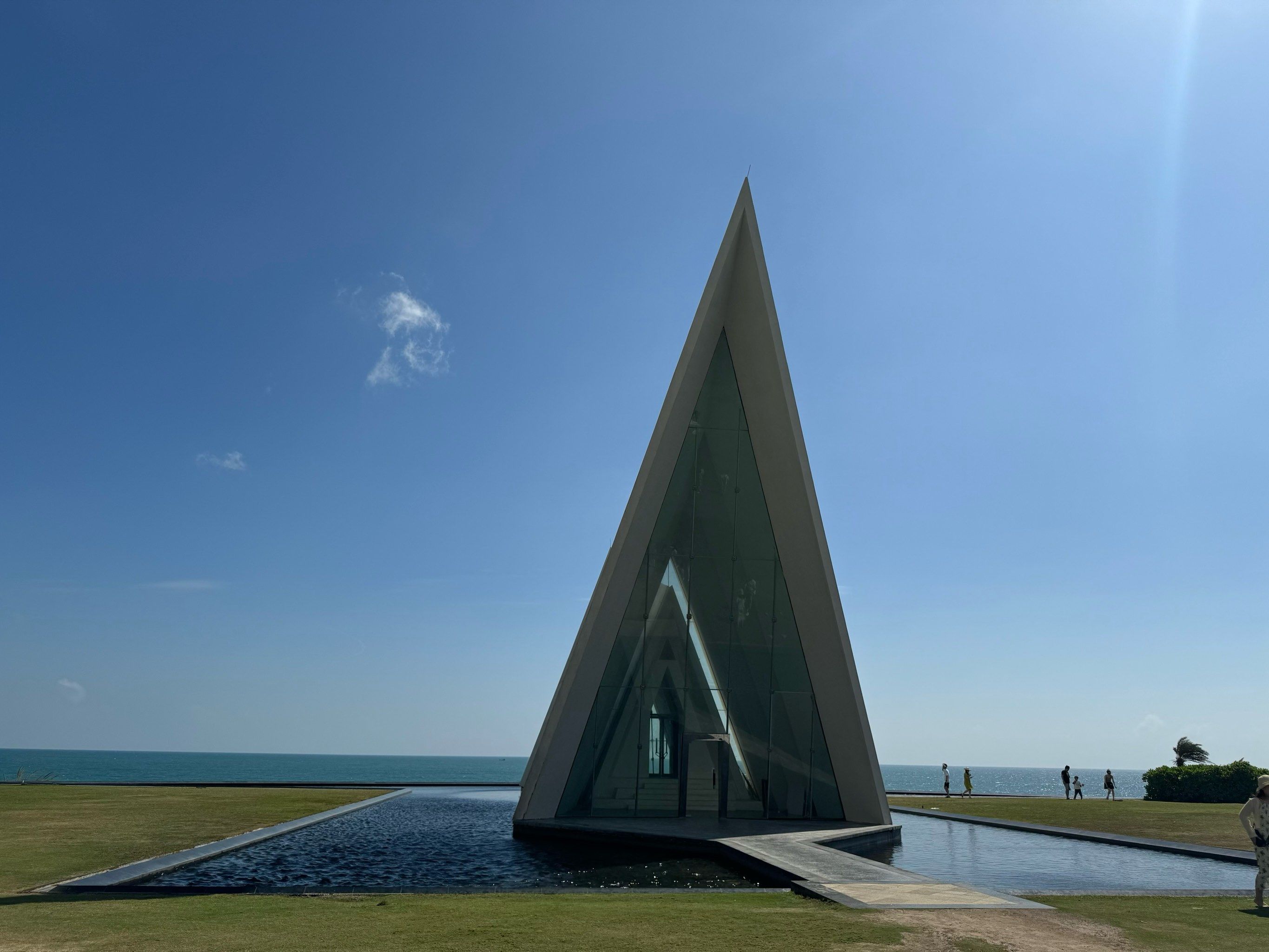 万宁必去的海边教堂