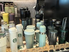 -星巴克臻选(上海合生汇1F店)