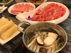 -云中捞高空旋转餐厅(商茂世纪广场店)