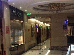 -唱吧麦颂KTV(东胜港悦广场店)