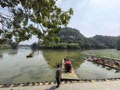 -星湖旅游景区七星岩