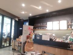 -星巴克臻选(莘庄仲盛店)