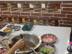 -憨铁匠老火锅(龙岗万科里店)