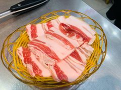 五花肉-屯老二农家铁锅炖·行业领军者(梅江店)