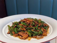 -阿瓦山寨·湘菜现炒·剁椒鱼头王(咸阳总店)