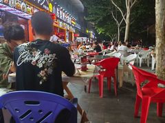 -老街烧烤大排档·地道湖北菜·龙虾馆(汉口火车站店)