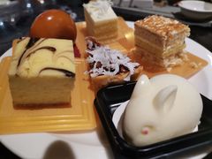 -半岛翡丽海鲜自助餐厅(观风亭店)