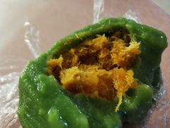 蛋黄肉松青团-许阿姨糕团店(南京总店)