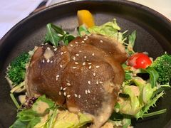 炙烤牛舌沙拉-厚贞日式烤肉(龙之梦店)