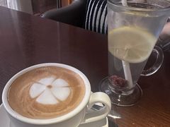 -卡普里披萨·牛扒·下午茶
