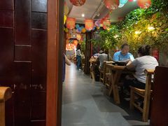 大堂-万记麻辣烫国展总店