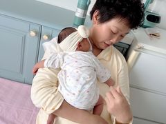 -爱贝佳母婴护理服务中心·月嫂育儿嫂(鲁迅路店)