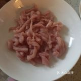 香喷喷热腾腾的蒜苗炒肉丝