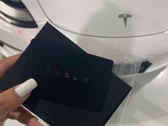 -TESLA 特斯拉(上海太古汇体验店)