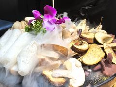 -一朵菌·野生菌探索家火锅(南亚店)