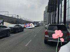 -北京鹏龙大道奔驰4S店(纪家庙店)