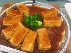 -东方之猪四更烤乳猪(金垦总店)