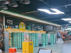 -极限PLAY运动娱乐新世界·团建派对表演休闲馆·室内高空游乐园