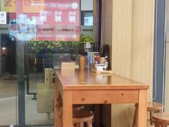 -子宸什夹婆乌鸡米线弹子石店(泽科·星泽汇店)