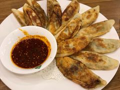 -乡村馕坑肉·烧烤·新疆菜·本地人更爱吃(阿勒泰首店)