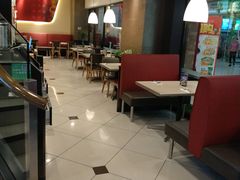 大堂-必胜客(金凤店)