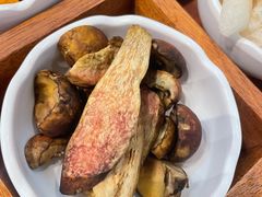 -天宜隆蘑菇宴火锅(石景山旗舰店)