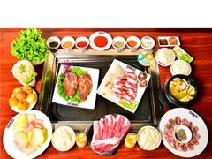 -九寸花汀海鲜烤肉自助(中东迪克店)