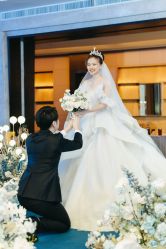 点击看大图 -GRACE KELLY婚纱与礼服(北京店)