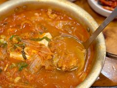 猪颈肉泡菜汤-金北顺大锅家(신사본점)