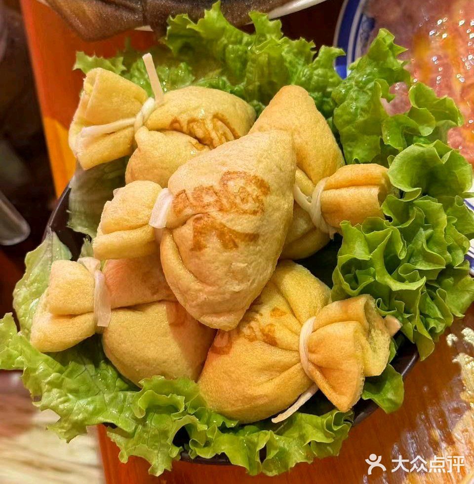 今天火锅吃撑了，超满足