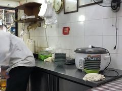 -胡记锅贴·沪上游子老鸭粉丝汤(太原路店)