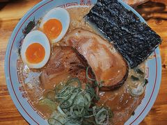 黑麻油豚骨拉面-老龙亭拉面店