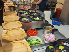 -享遇.锅姥姥牛排海鲜自助(小寨店)