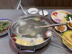 -官塘陈记鱼生·潮汕砂锅粥·牛肉火锅(潮枫路总店)