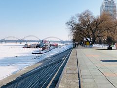 -人民防洪胜利纪念塔