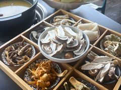 -野菌皇海景野生菌火锅(滨海大道店)
