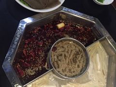 -重庆德庄火锅(体育中心店)