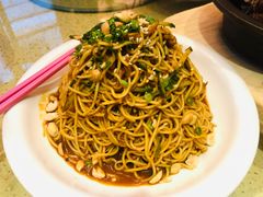 -铜锣湾·有麝自然香(重庆新天地店)